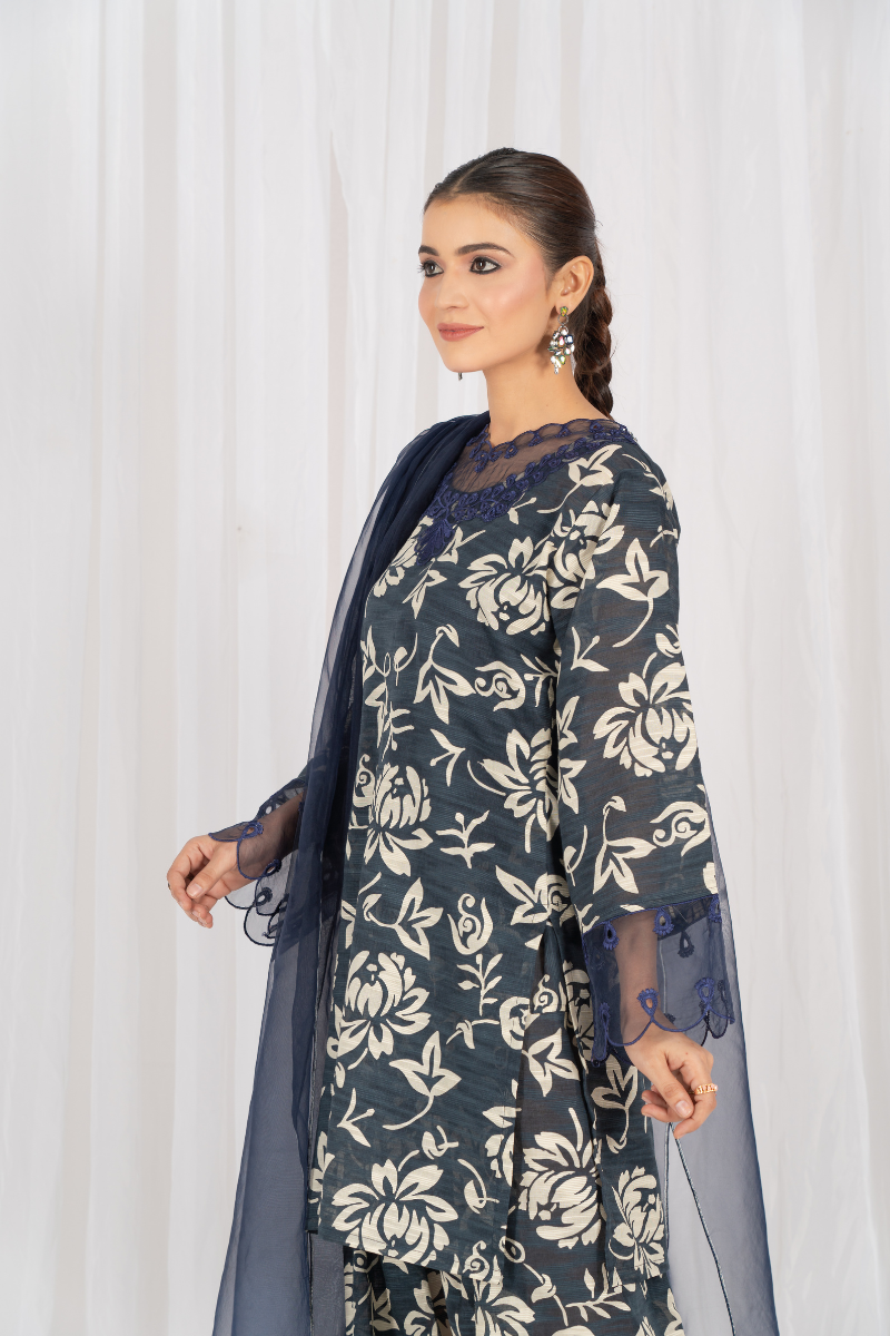 Farshi Azarine